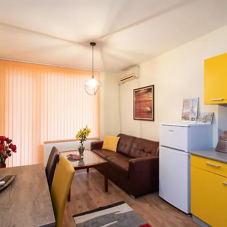 Appartamento Four Guests Close To Center And Medical University *