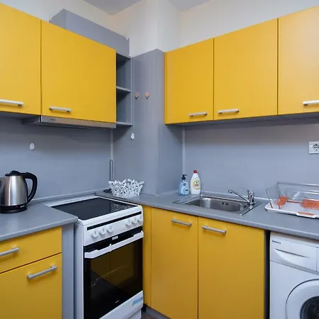 Four Guests Close To Center And Medical University Appartamento